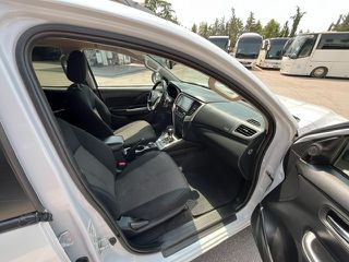 Mitsubishi L200 2022 L200-thumb-5