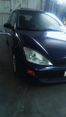 Ford Focus 2000-thumb-1