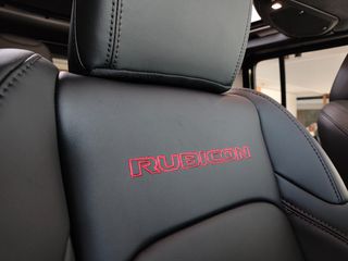 Jeep Wrangler 2025 RUBICON SKY ONE-thumb-96