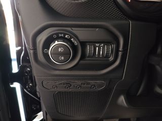 Jeep Wrangler 2025 RUBICON SKY ONE-thumb-22