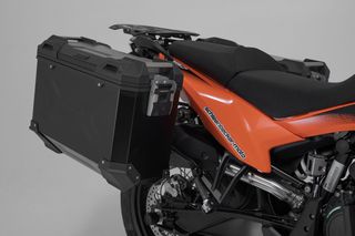 SW-MOTECH SIDECASE KIT TRAX 45/37 lt για KTM 790 Adv/R, 890 Adv/R – Μαύρο-thumb-1