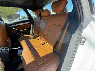 Audi Q3 2013-thumb-16
