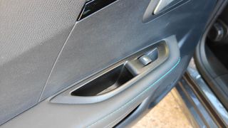 Peugeot 208 2020 1.2 Allure 101hp * i-Cockpit 3D-thumb-18