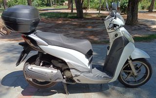 Honda SH 300i 2013-thumb-2