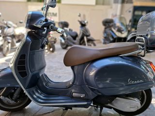 Vespa GTS 300 2020-thumb-12