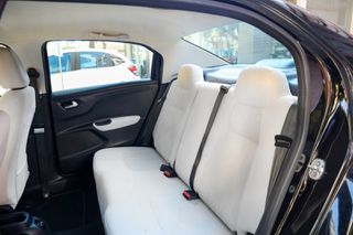 Citroen C-Elysee 2016 1.2 VTi 82hp Confort-thumb-25