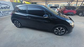 Peugeot 208 2013-thumb-6