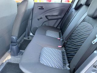 Suzuki Celerio 2017 1.0 GLX AUTO-thumb-12