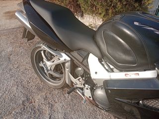 Honda VFR 800 2006 VTEC-thumb-1