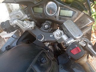 Honda VFR 800 2006 VTEC-thumb-2