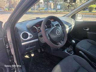 Renault Clio 2011 1.2 16V 75 EXPRESSION-thumb-9