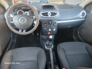 Renault Clio 2011 1.2 16V 75 EXPRESSION-thumb-11