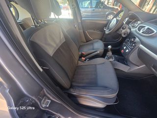 Renault Clio 2011 1.2 16V 75 EXPRESSION-thumb-17