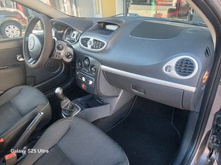 Renault Clio 2011 1.2 16V 75 EXPRESSION-thumb-21