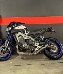 Yamaha MT-09 2016-thumb-3