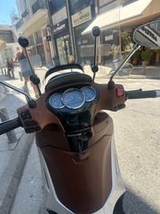 Piaggio Beverly 300i 2011 BEVERLY 300IE-thumb-3