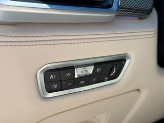 Bmw X6 M50 2020 INDIVIDUAL PANO/LASER/DERMA/SOFT CLOSE/SKY LOUNGE/MASAZ/FULL-thumb-18