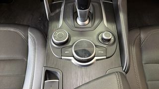 Alfa Romeo Giulia 2018 Super jtd Auto Navi / 6 Χρόνια Δωρεάν Service-thumb-46