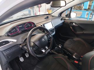 Peugeot 2008 2017 GT LINE CLIMA NAVI CAMERA-thumb-18