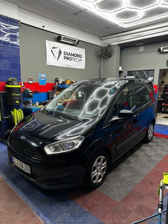 Ford Courier 2019