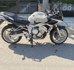 Yamaha FZ6 Fazer 2004 S1