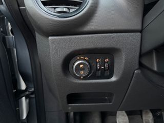 Opel Corsa 2011 1.3 CDTI ECOFLEX TURBO DIESEL-thumb-25