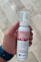 milk_shake Colour Whipped Cream Light Pink 100 ml, No Rinse Coloured Conditioning Creamy Foam