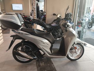 Honda SH 150i R 2023 ABS/HSTC  Smart Top Box - Σαν Καινούργιο