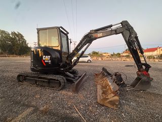 Tracked Excavator CAT 2011 303.5E