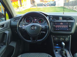 Volkswagen Tiguan 2018-thumb-10