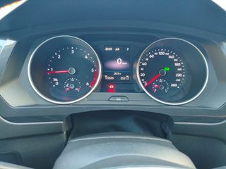 Volkswagen Tiguan 2018-thumb-13