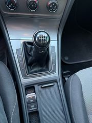 Volkswagen Golf 2016-thumb-11