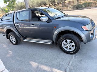Mitsubishi L200 2009 SAFARI-thumb-2
