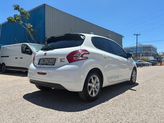 Peugeot 208 2015 E-HDI F1-thumb-11