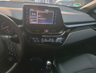 Toyota C-HR 2020 2.0 HYBRID BI TONE TEAM D-thumb-24