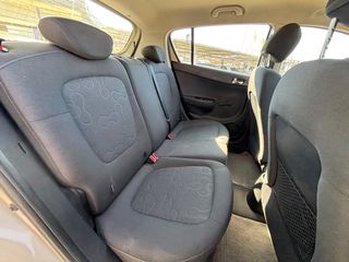 Hyundai i 20 2012 1.4 DIESEL-thumb-8