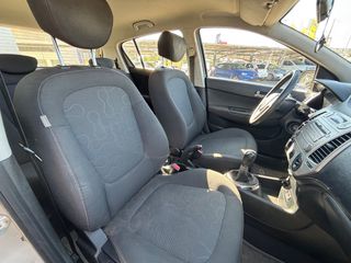 Hyundai i 20 2012 1.4 DIESEL-thumb-7