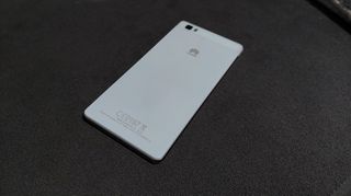 Huawei P8 lite-thumb-1