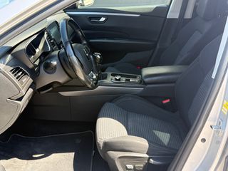 Renault Talisman 2016-thumb-18