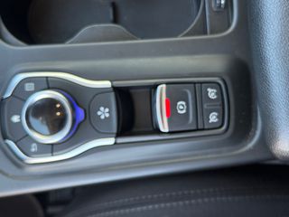 Renault Talisman 2016-thumb-25