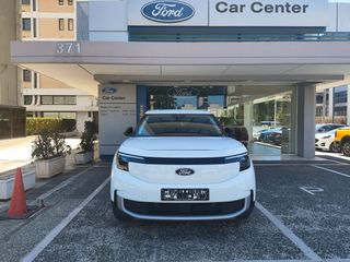 Ford Explorer 2025 EV Premium AWD (340hp)-thumb-2