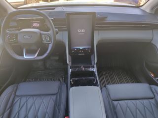 Ford Explorer 2025 EV Premium AWD (340hp)-thumb-4