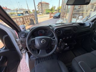Nissan NV 400 2020-thumb-10