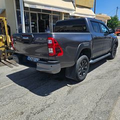 Toyota Hilux 2022-thumb-3