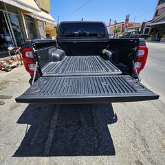 Toyota Hilux 2022-thumb-10