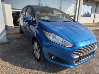 Ford Fiesta 2015 TITANIUM-thumb-1