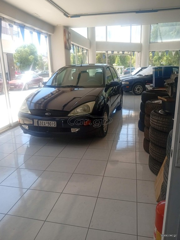 Ford Focus 2000