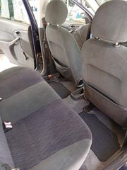 Ford Focus 2000-thumb-7