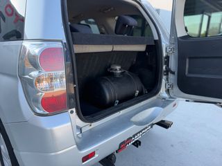 Suzuki Grand Vitara 2005-thumb-19