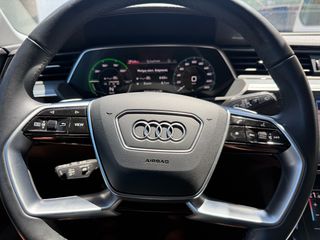 Audi e-tron 2023 E-TRON 55-thumb-5